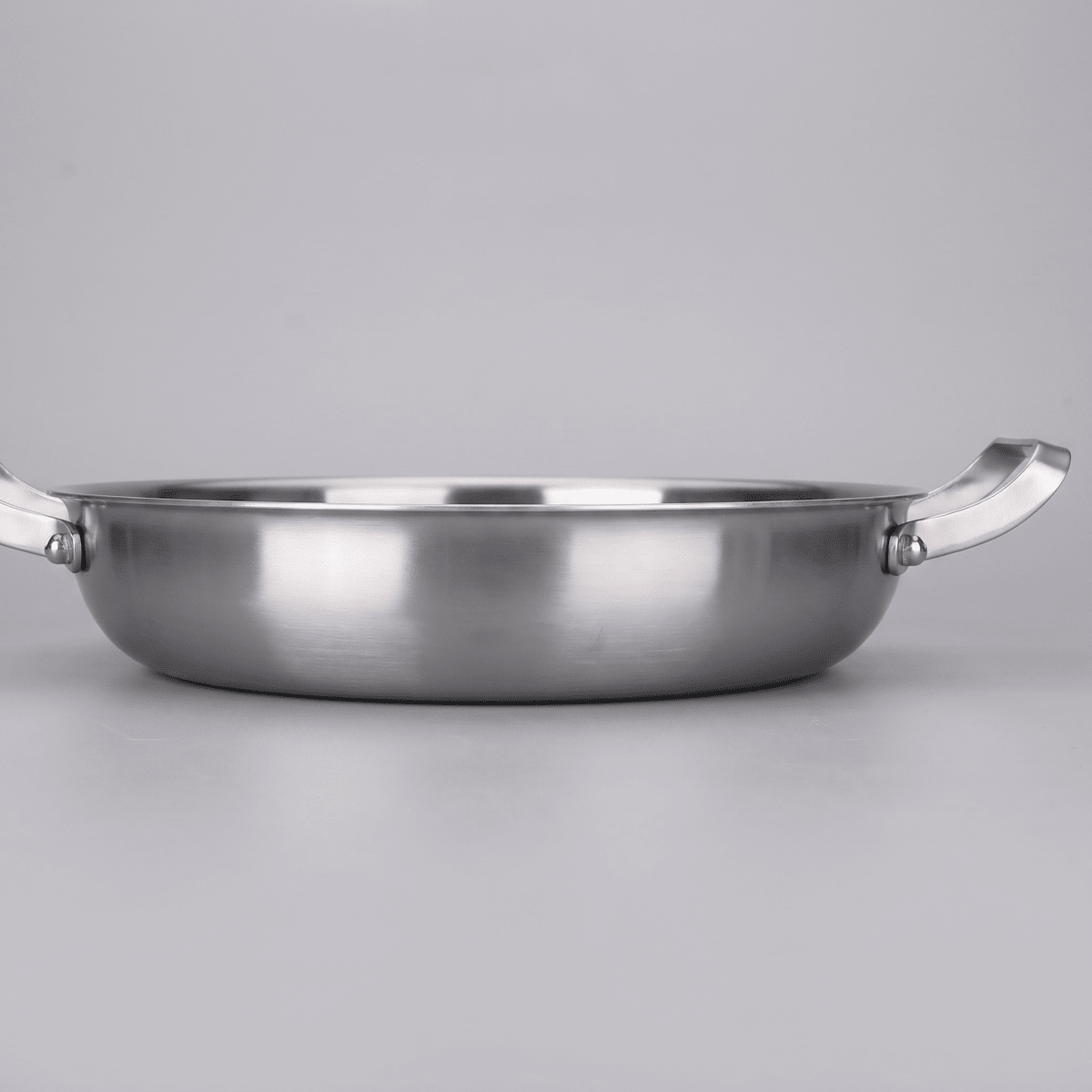 Fenn Forged Hammered Dual-Handle Pan, angled view