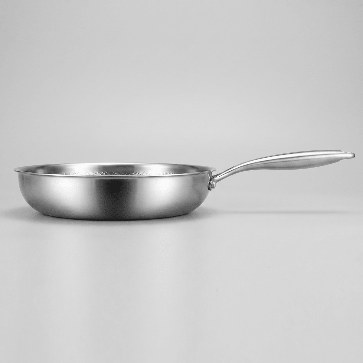 Fenn Forged Hammered Frying Pan, angled view