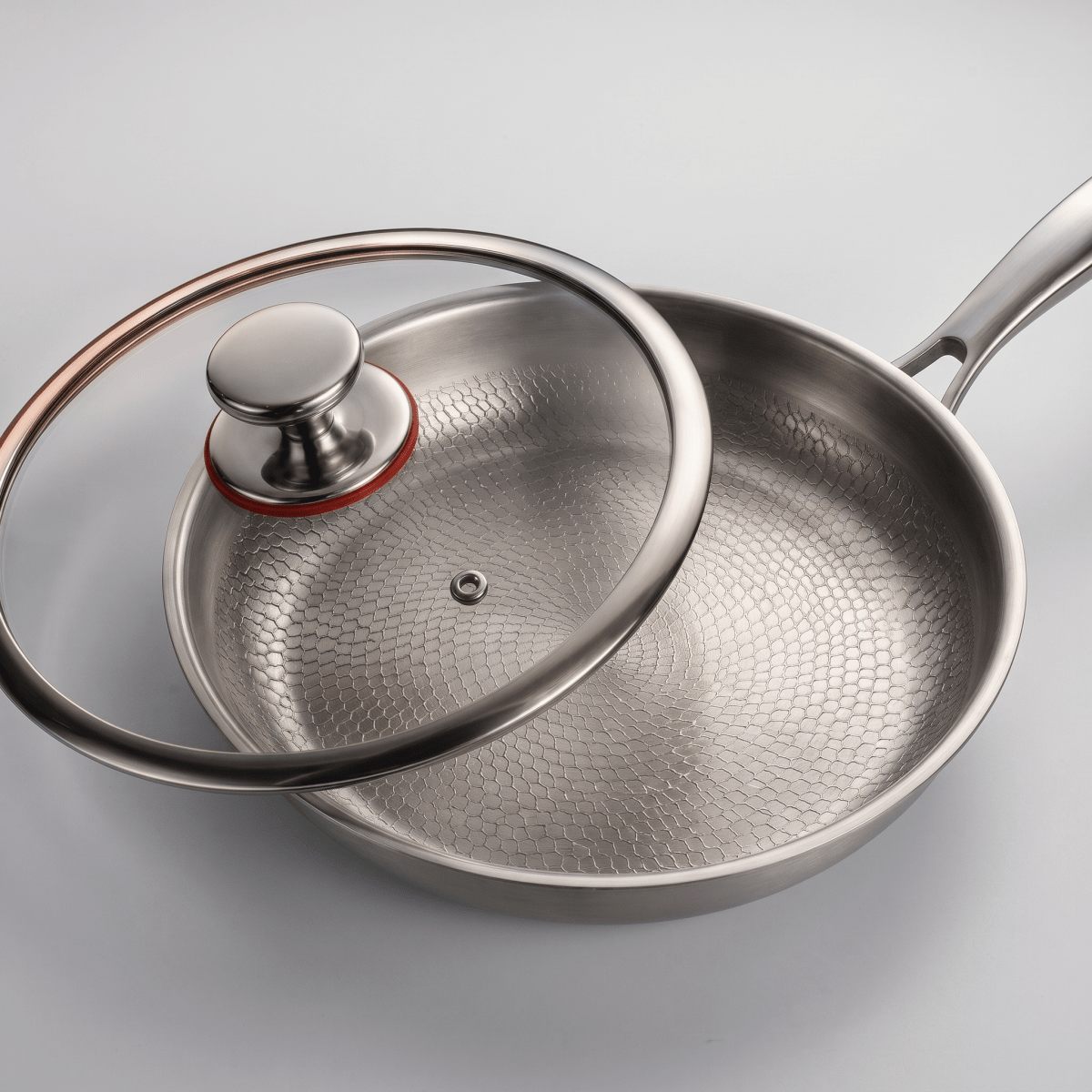 Fenn frying pan shown with lid