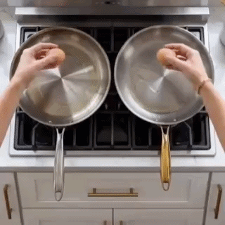Fenn stir-fry pan comparison video against a coated pan